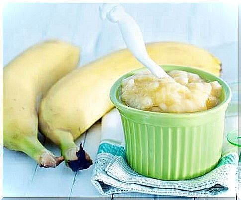 Banana and mashed banana in a bowl