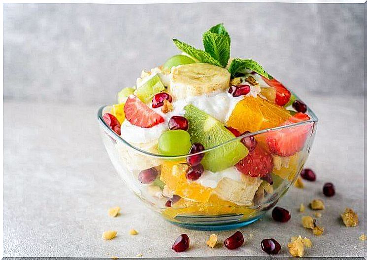 Yogurt and fruit is always one of the most recommended breakfasts