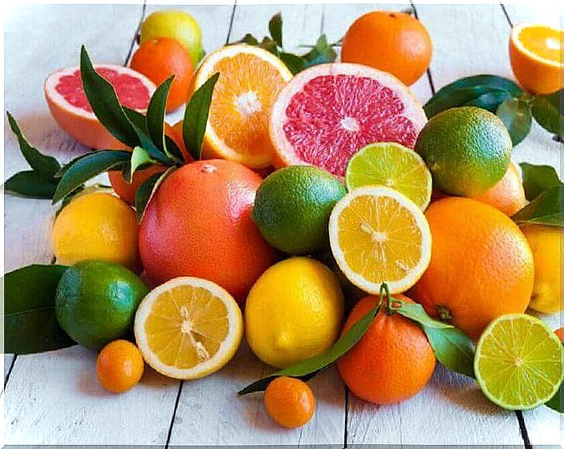 Different citrus fruits