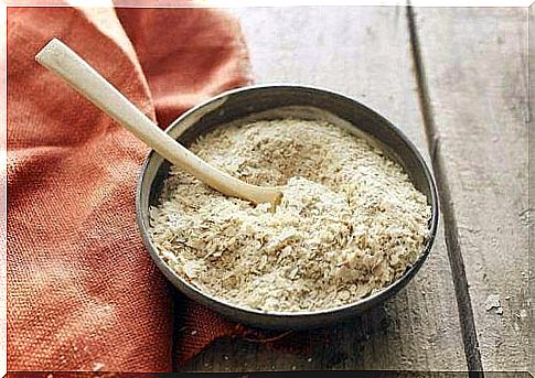 Brewer's yeast in a bowl