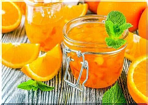 Discover how to make orange marmalade