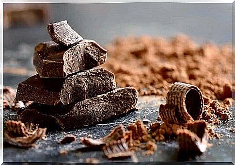 Five reasons to eat dark chocolate every day