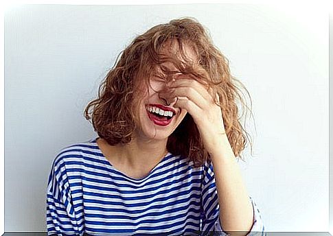 Laughter therapy: how to heal by laughing a lot!