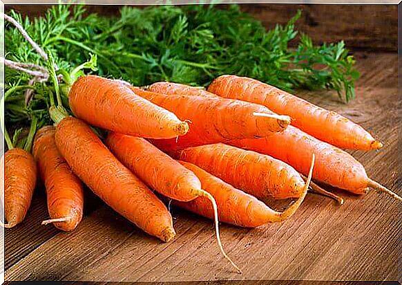 raw carrots