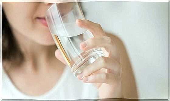 Drink plenty of water to stay fit and slim