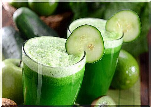 glasses of cucumber juice