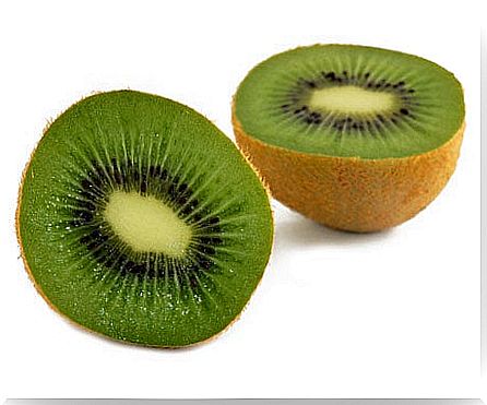 sliced ​​kiwi