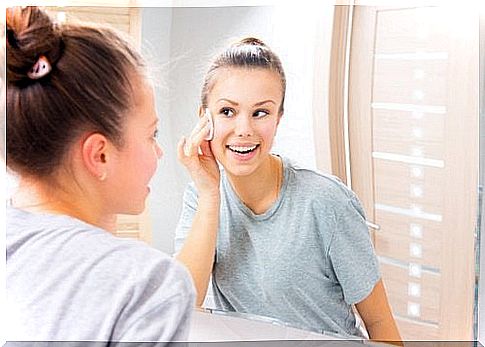 Vaseline to Remove Makeup