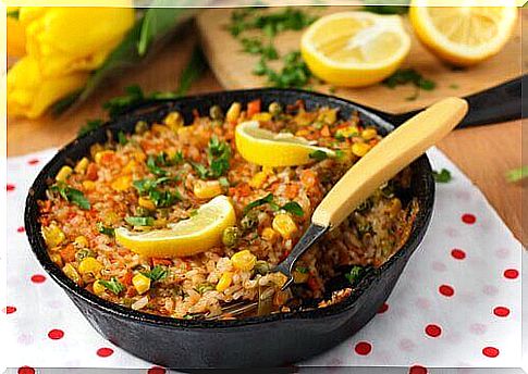 Two delicious ways to make paella