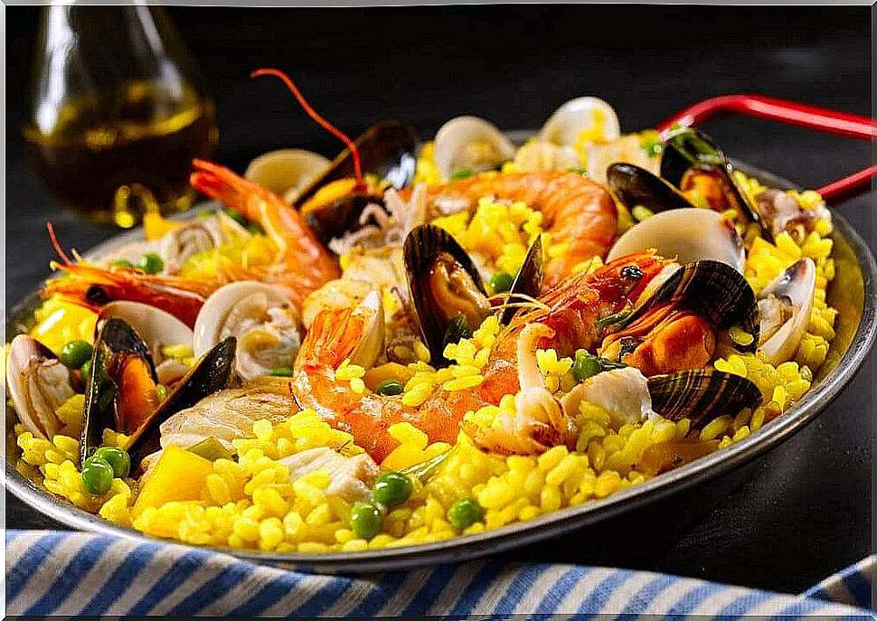 Pan full of paella