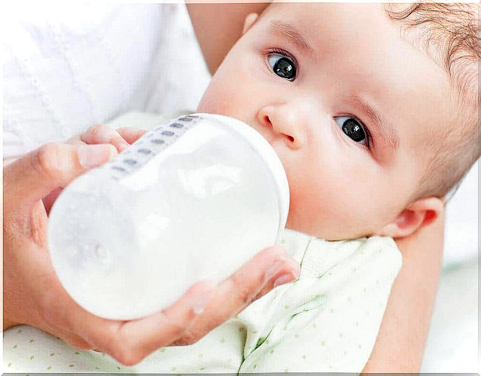 Feeding your baby too many different foods is one of the things you should never do with a baby